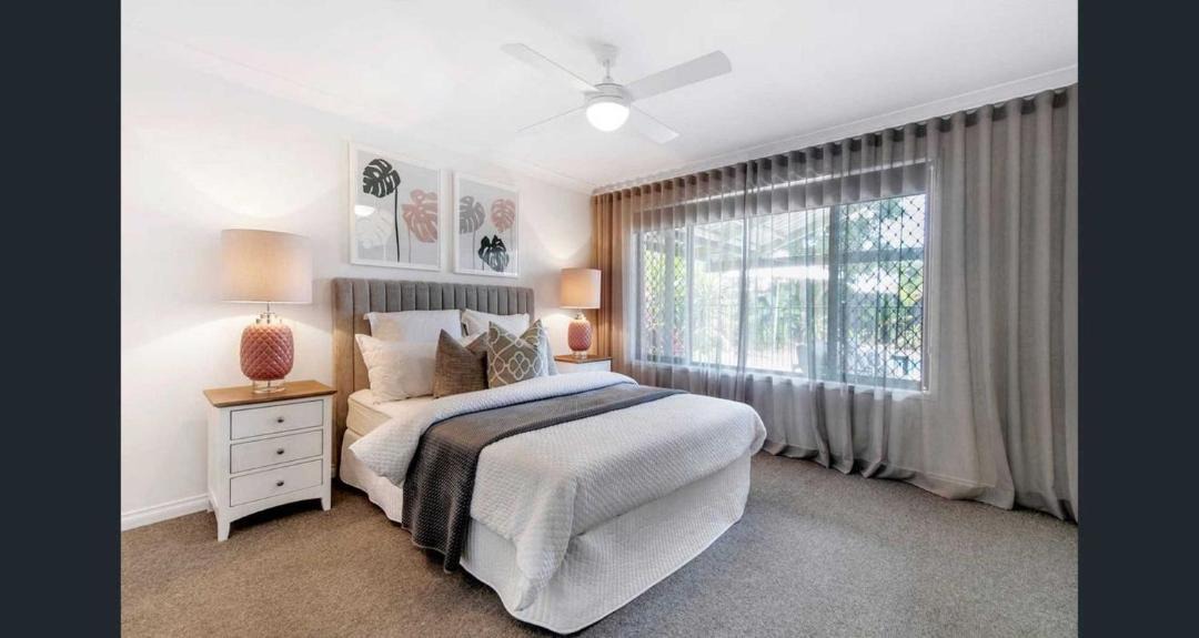 Photo of Bedroom in Mermaid Waters