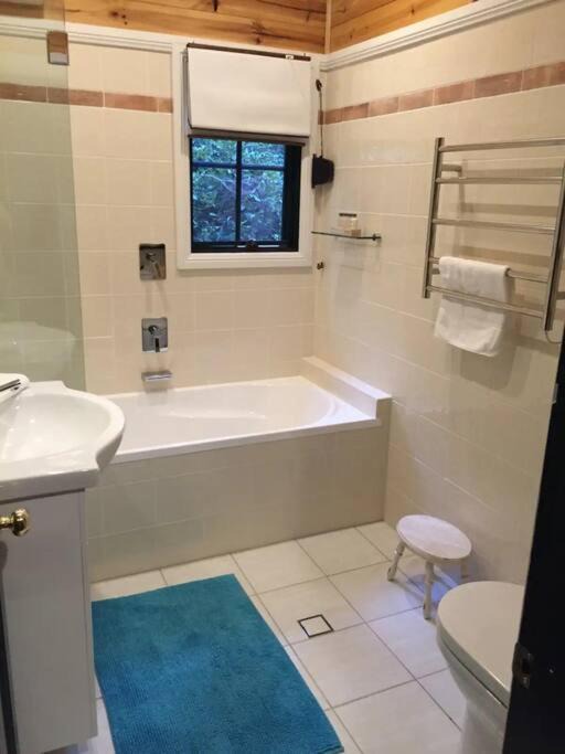 Photo of Bathroom in Medlow Bath