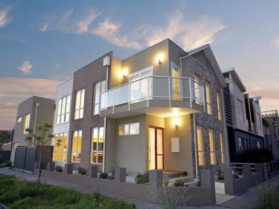 Photo of Buildings in Maribyrnong