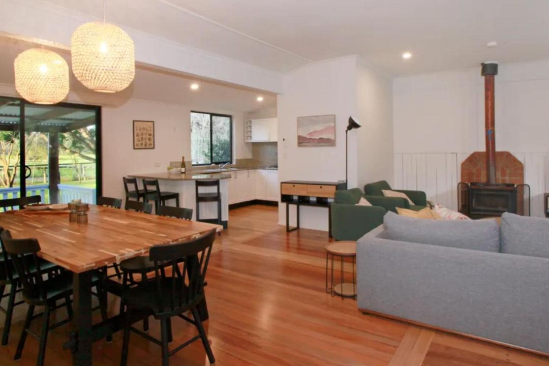 Photo of Livingroom in Anna Bay