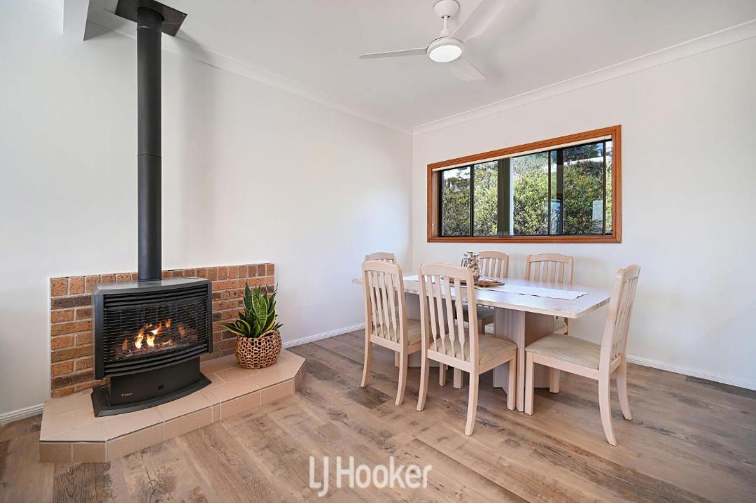 Photo of Livingroom in Black Head