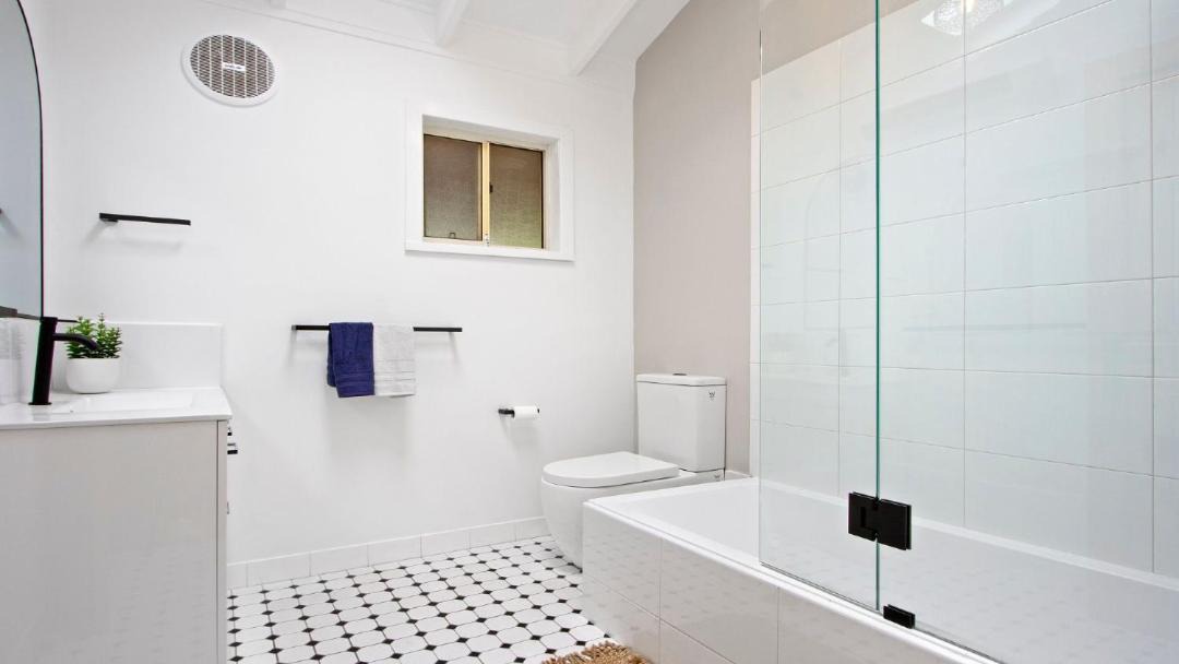Photo of Bathroom in Lake Conjola