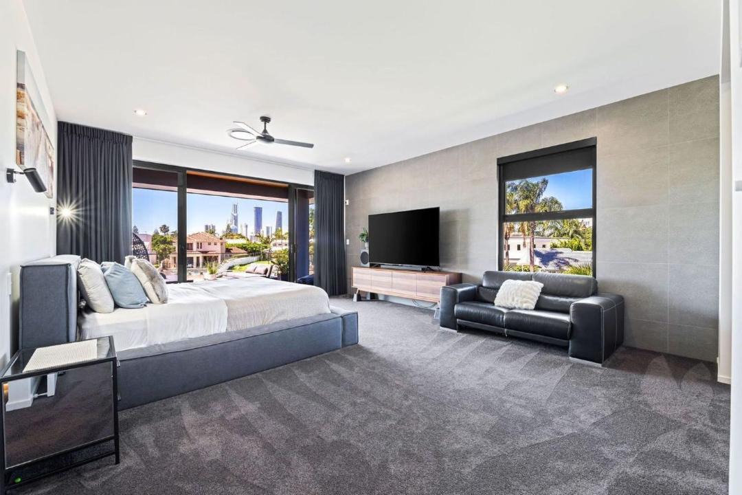 Photo of Livingroom in Surfers Paradise