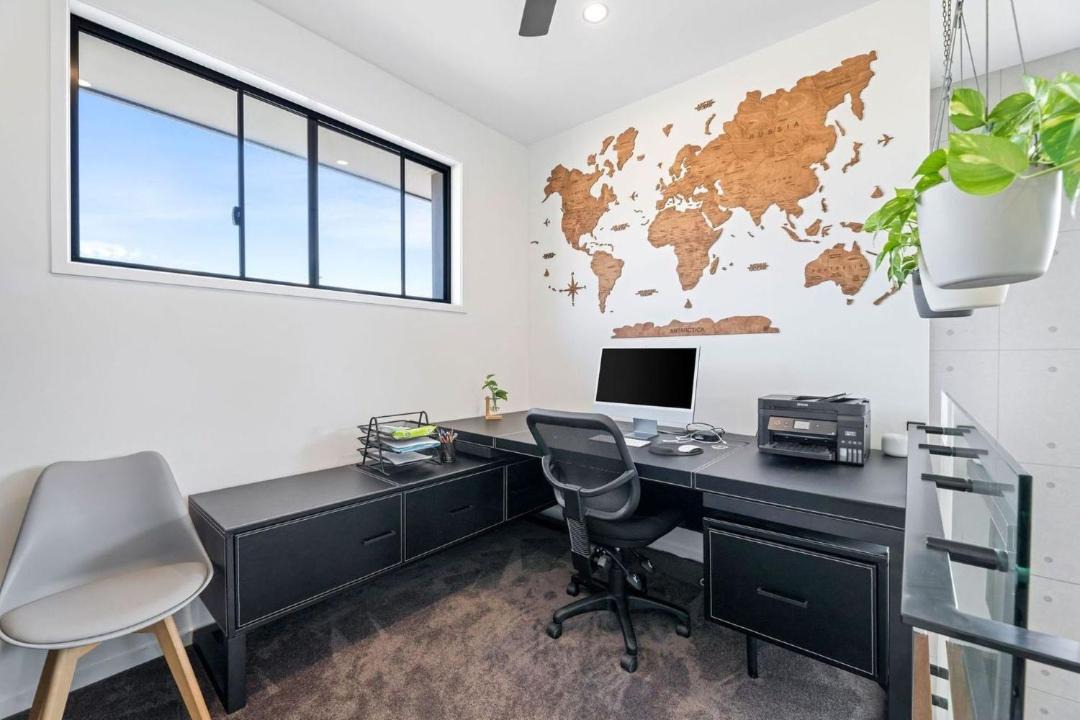 Photo of Livingroom in Surfers Paradise