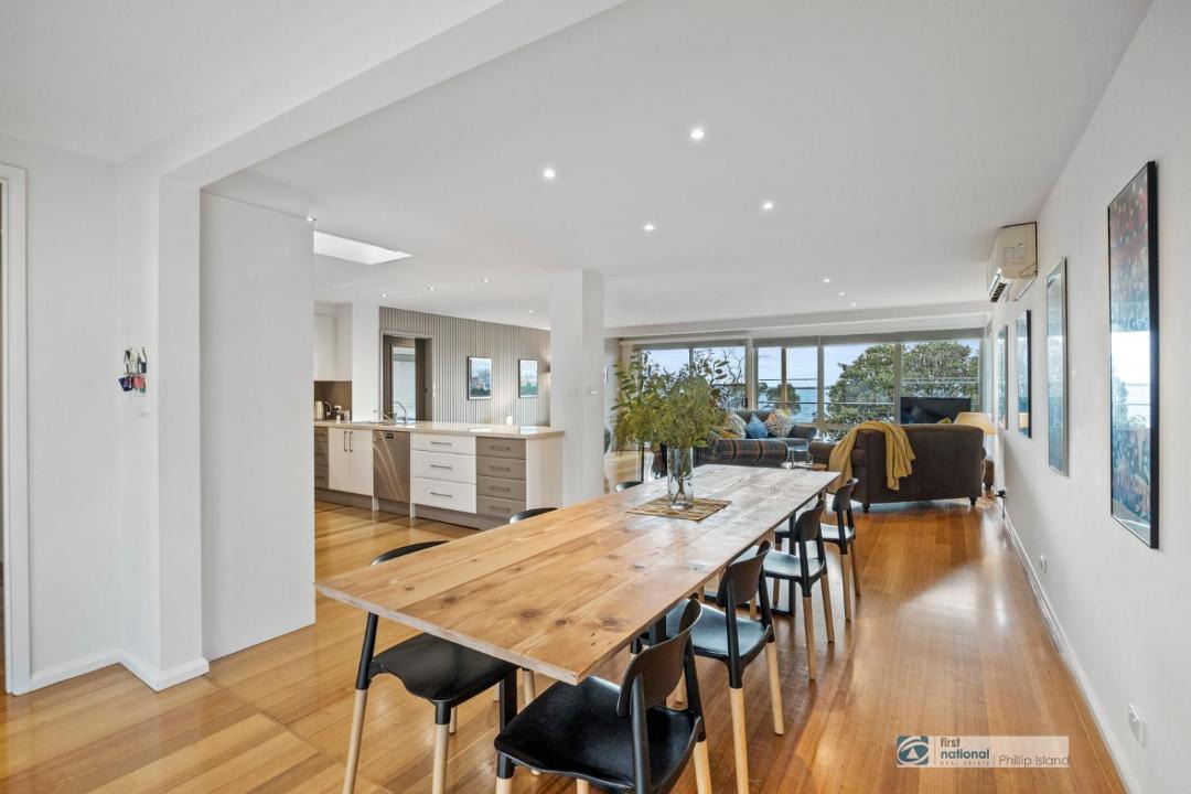 Photo of Livingroom in Cowes