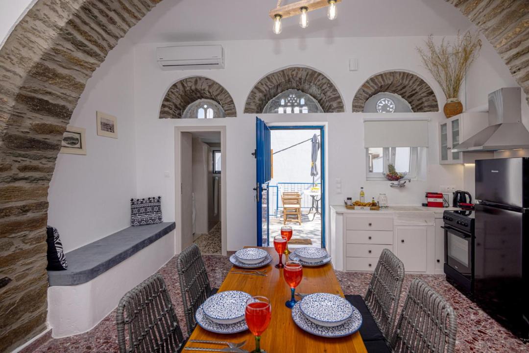 Photo of Kitchen in Exomvourgo
