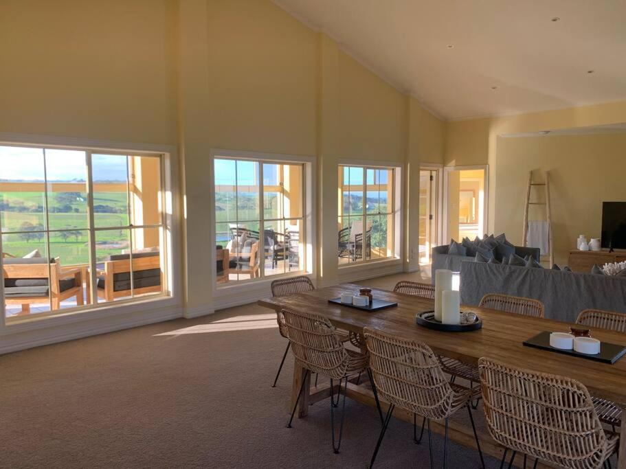 Photo of Livingroom in Willow Vale