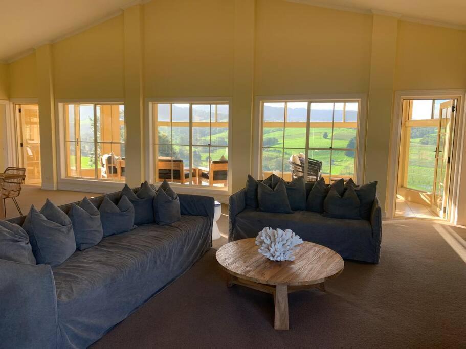 Photo of Livingroom in Willow Vale