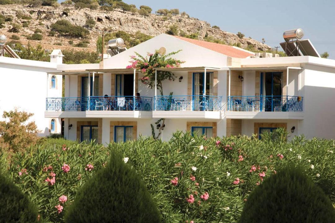 Photo of Others in Pefkos