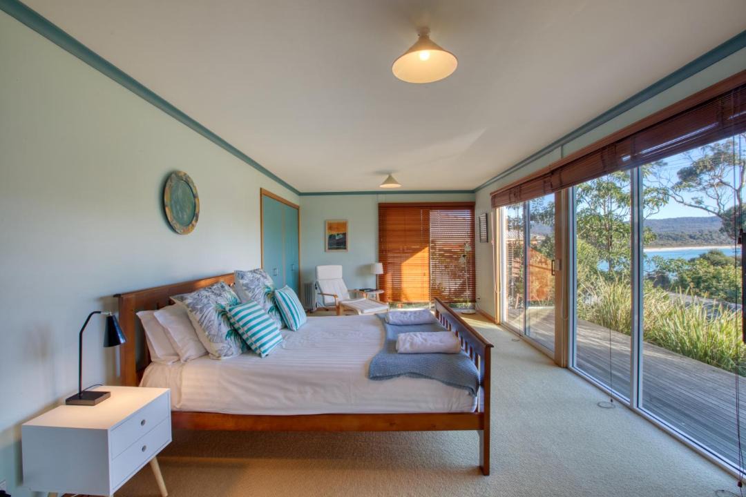 Photo of Bedroom in Binalong Bay