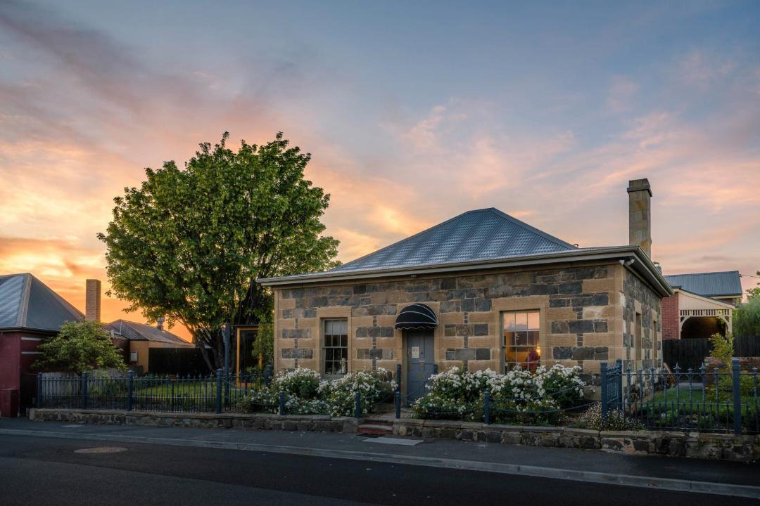 Photo of Buildings in Battery Point