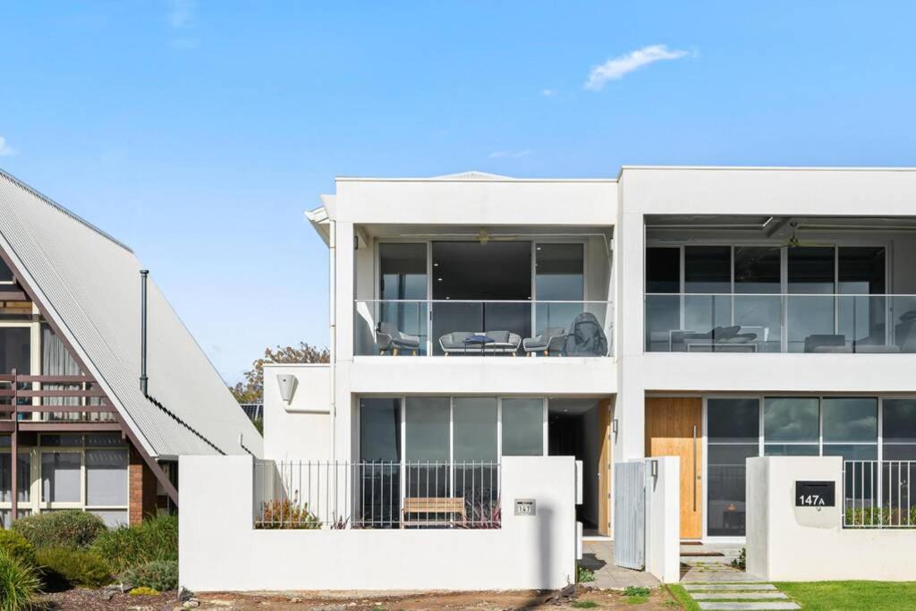 Photo of Buildings in Port Noarlunga South