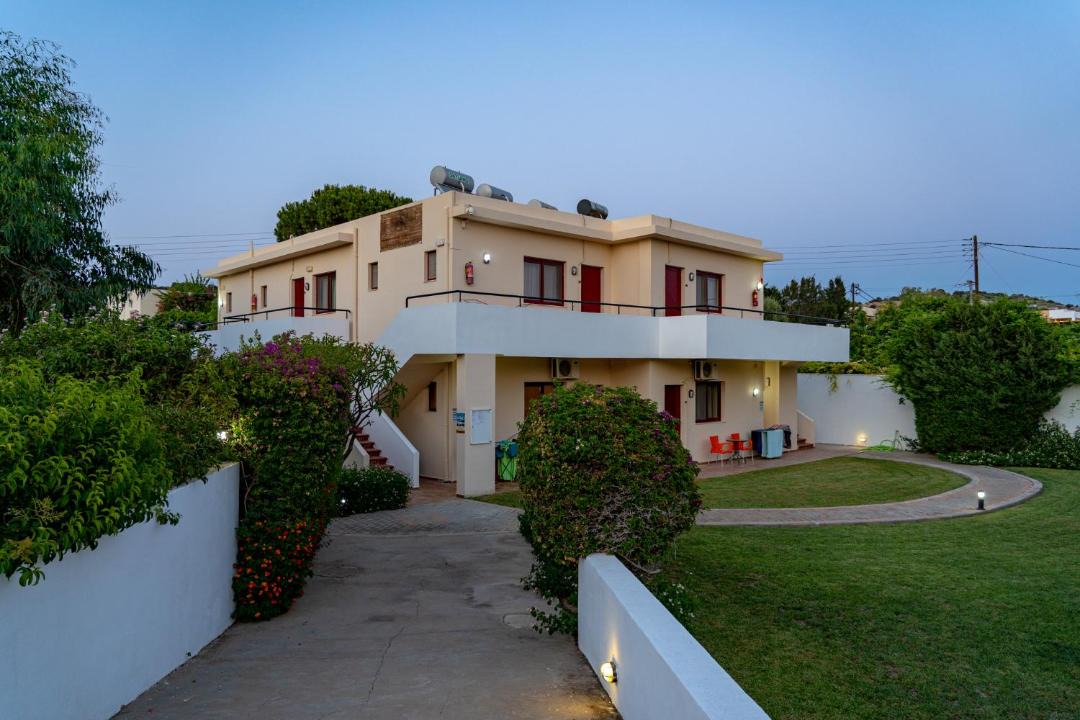Photo of Others in Pefkos