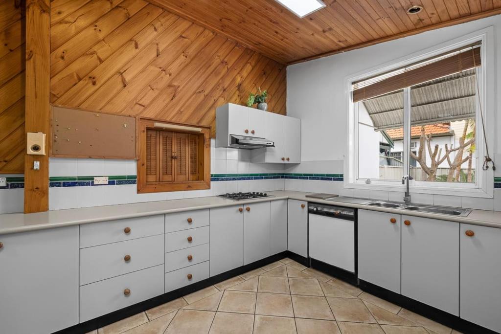 Photo of Kitchen in Lidcombe