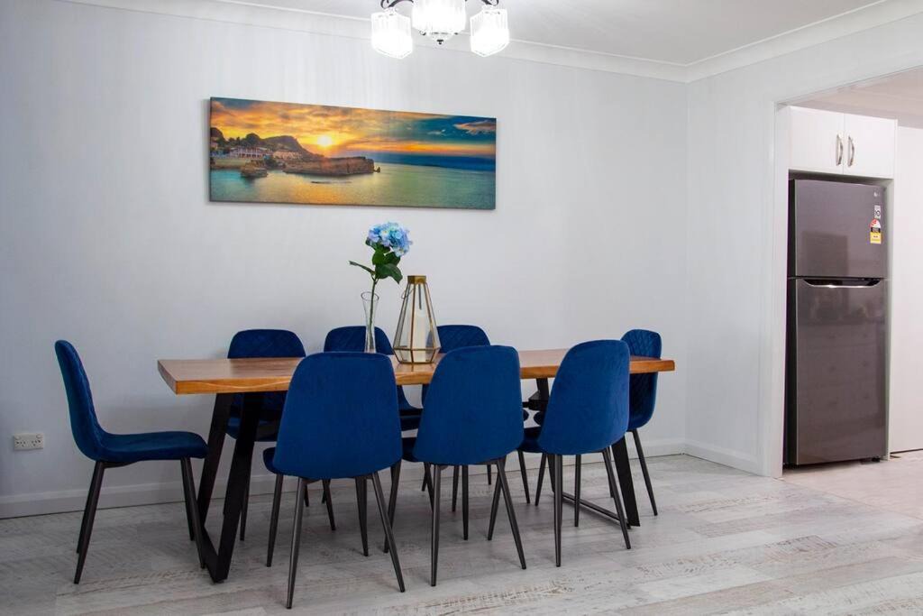 Photo of Livingroom in Chain Valley Bay