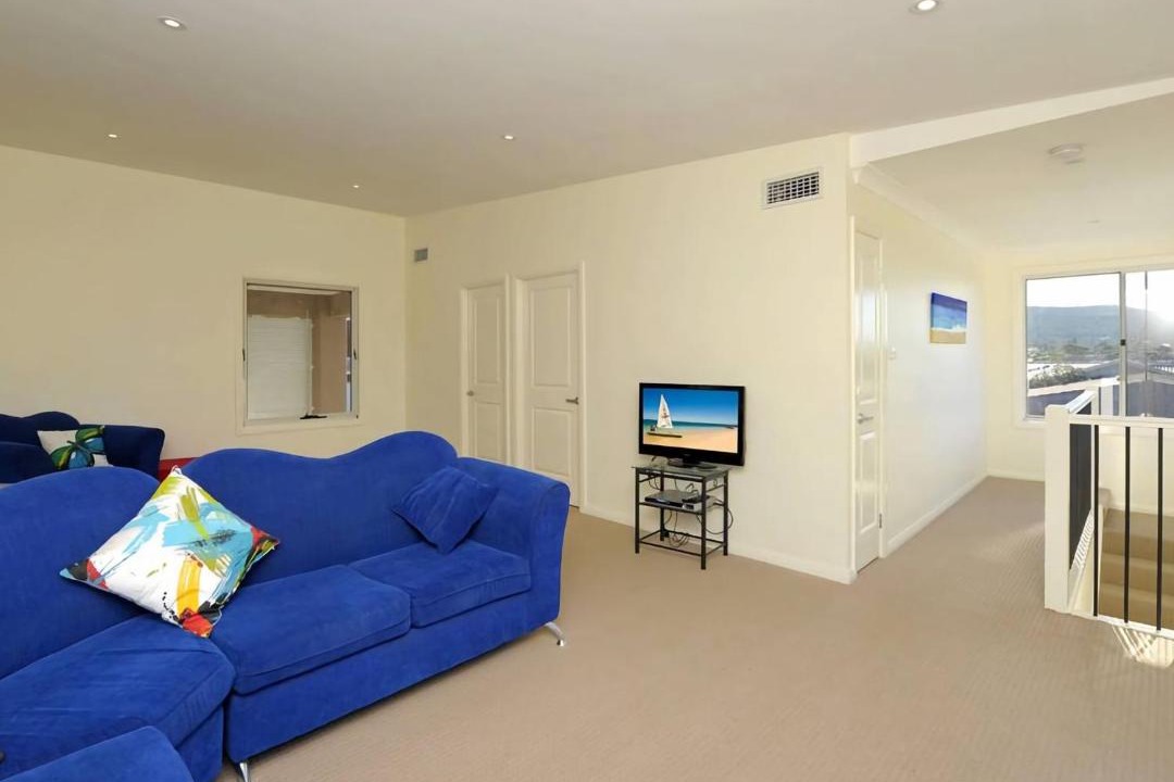 Photo of Livingroom in Fingal Bay
