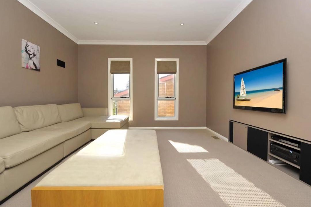 Photo of Livingroom in Fingal Bay