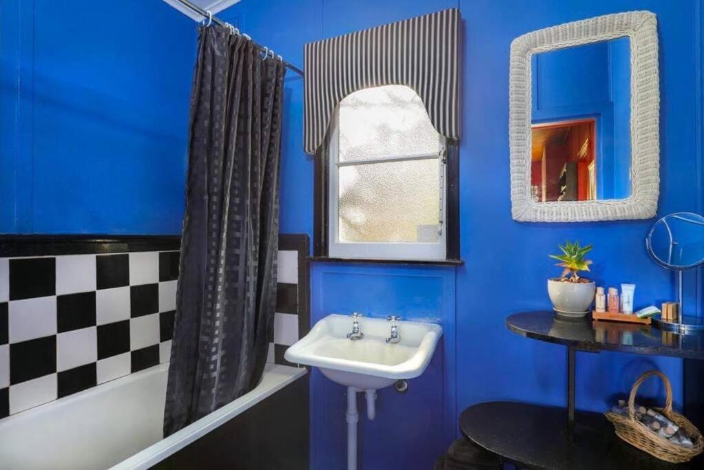 Photo of Bathroom in Leura