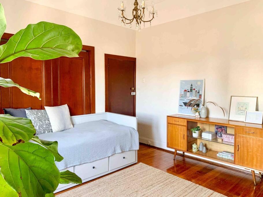 Photo of Bedroom in Petersham