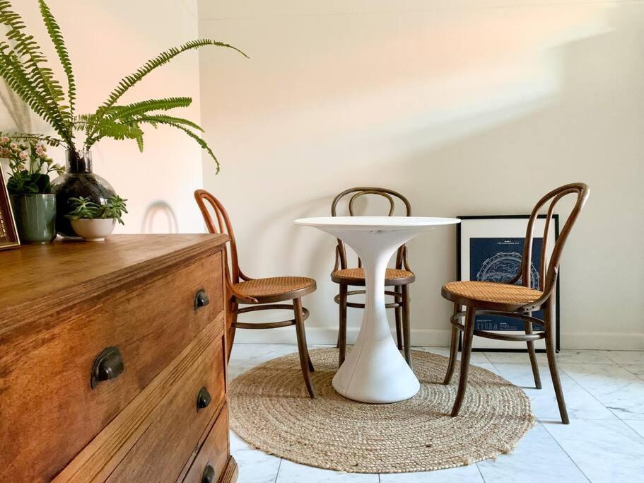 Photo of Livingroom in Petersham