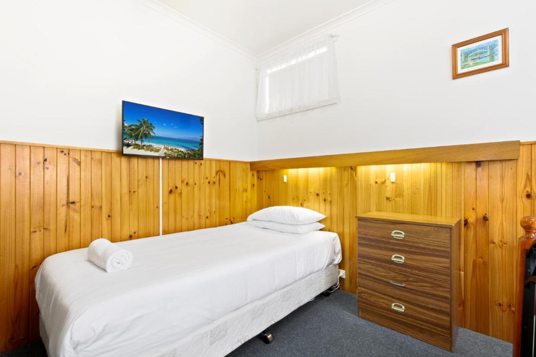 Photo of Bedroom in Lakes Entrance