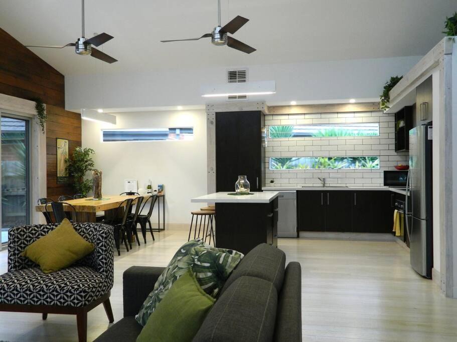 Photo of Livingroom in Rosebud