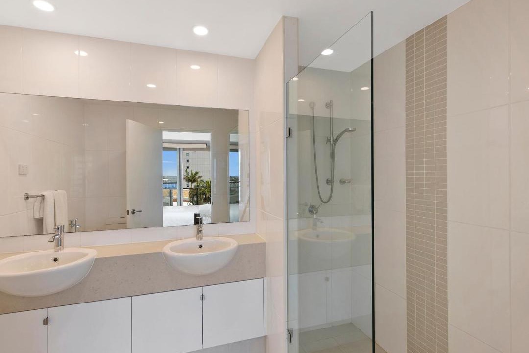 Photo of Bathroom in The Entrance