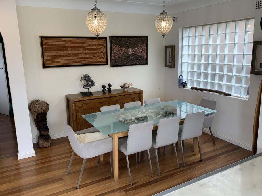 Photo of Livingroom in Malabar