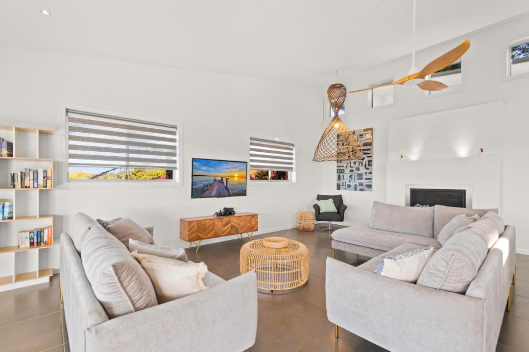Photo of Livingroom in Nelson Bay