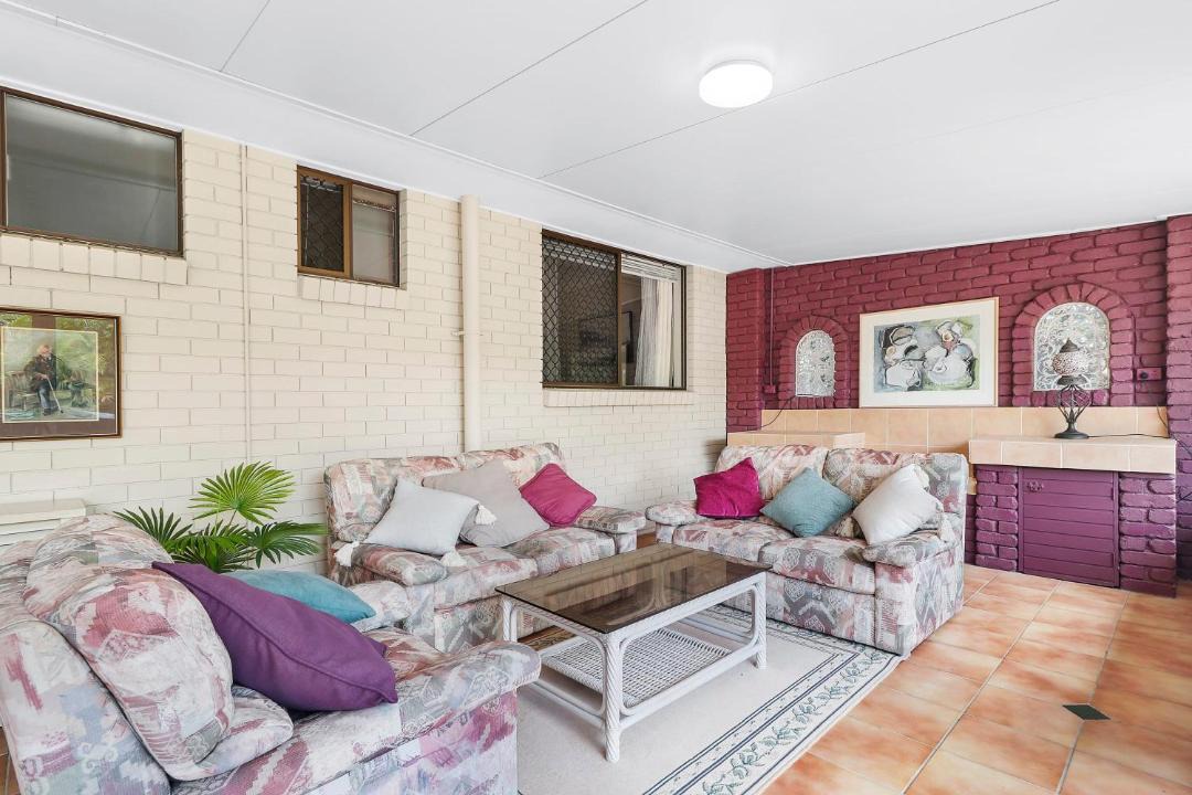 Photo of Livingroom in Burleigh Waters