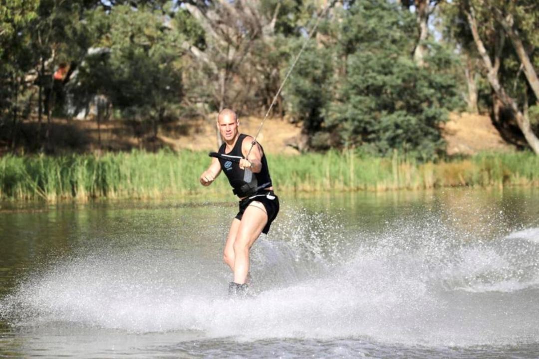 Photo of Human In Picture in Eildon