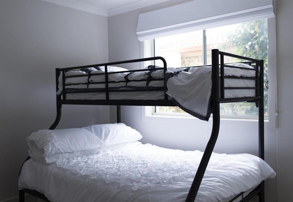 Photo of Bedroom in Batehaven