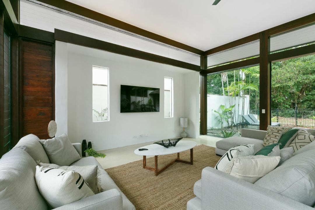 Photo of Livingroom in Palm Cove