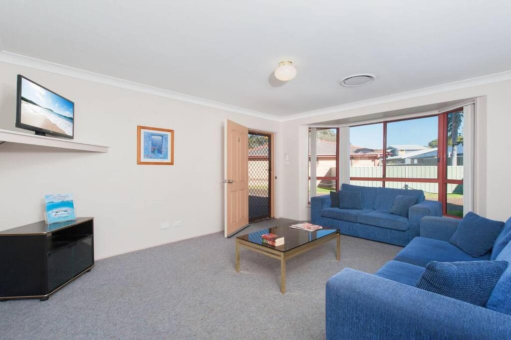 Photo of Livingroom in Fingal Bay