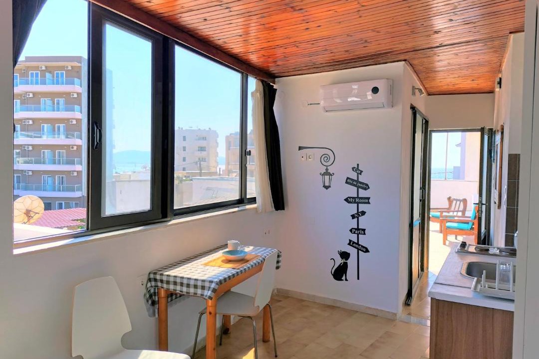 Photo of Livingroom in Rhodes Town