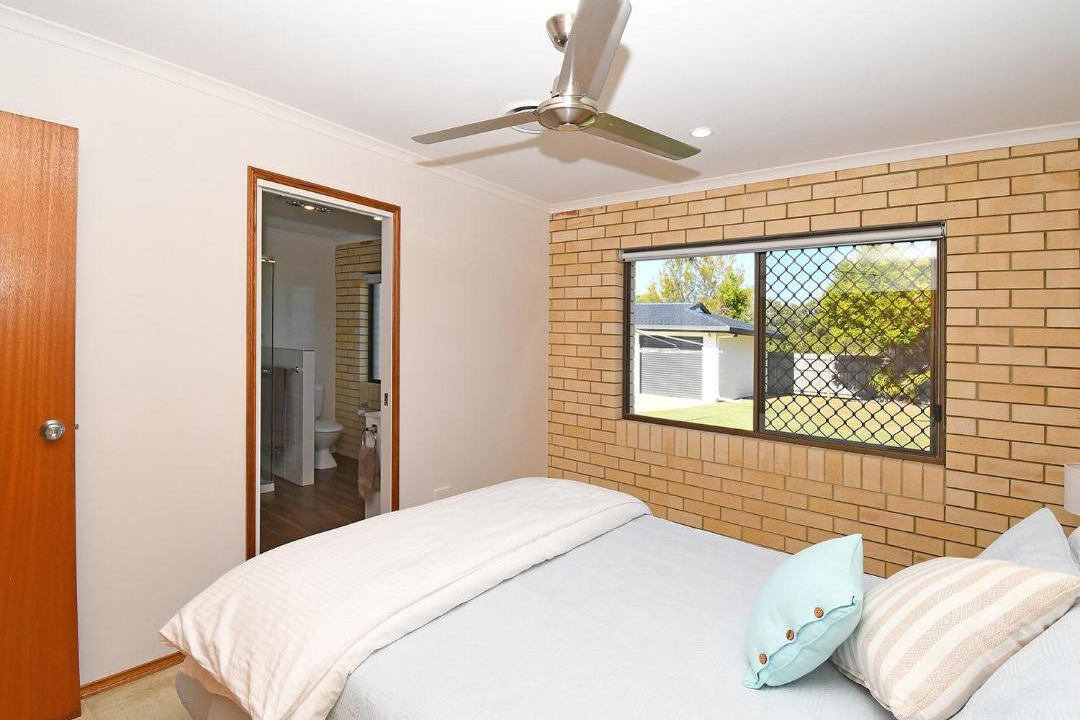 Photo of Bedroom in Urangan