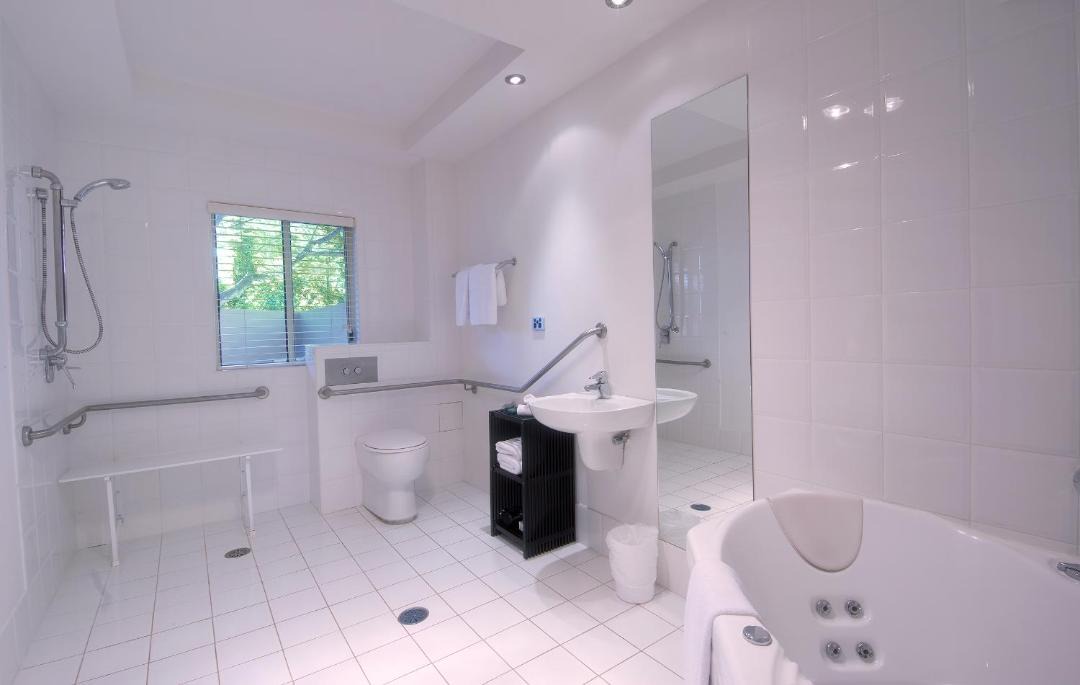 Photo of Bathroom in Wentworth Falls
