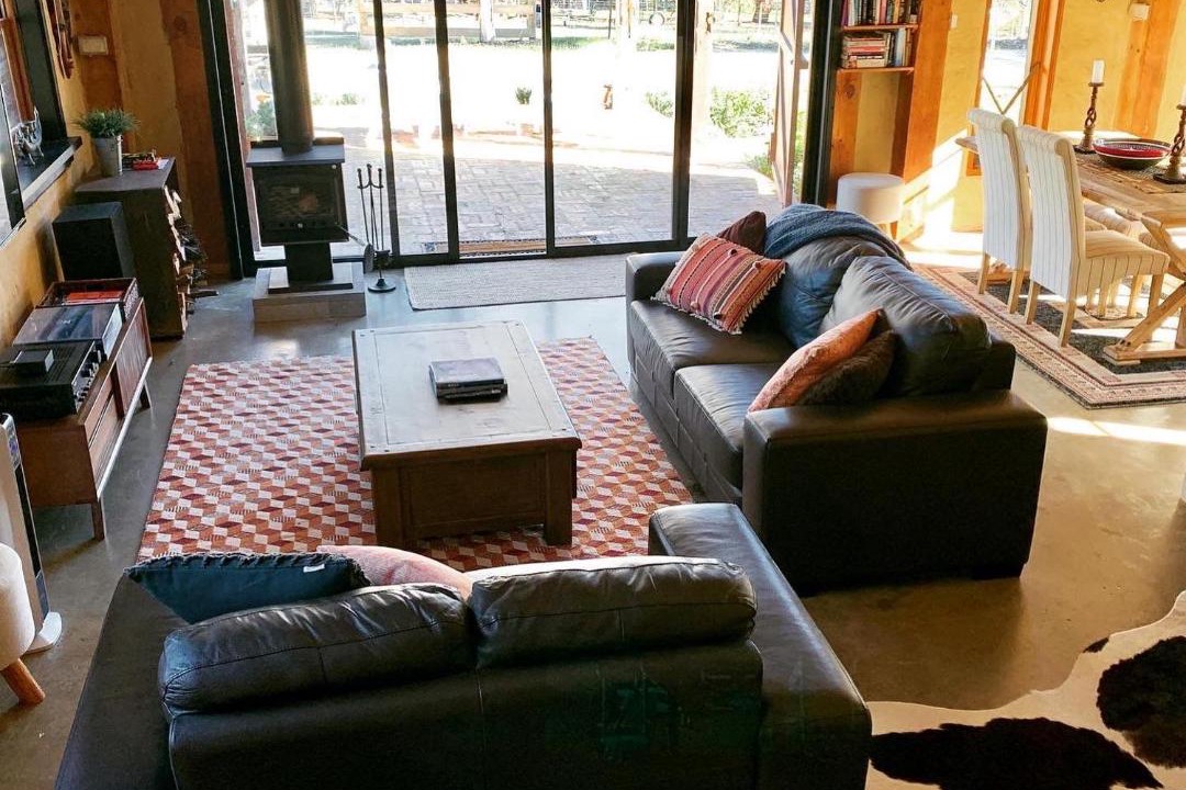 Photo of Livingroom in Alexandra