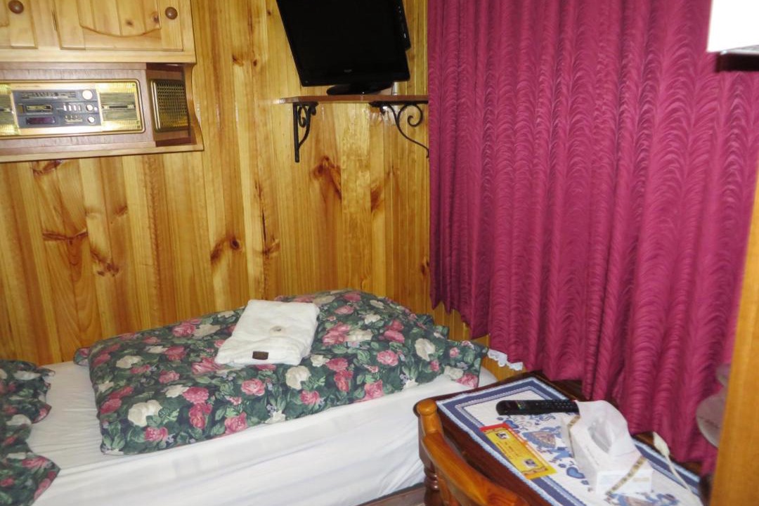 Photo of Bedroom in Falls Creek