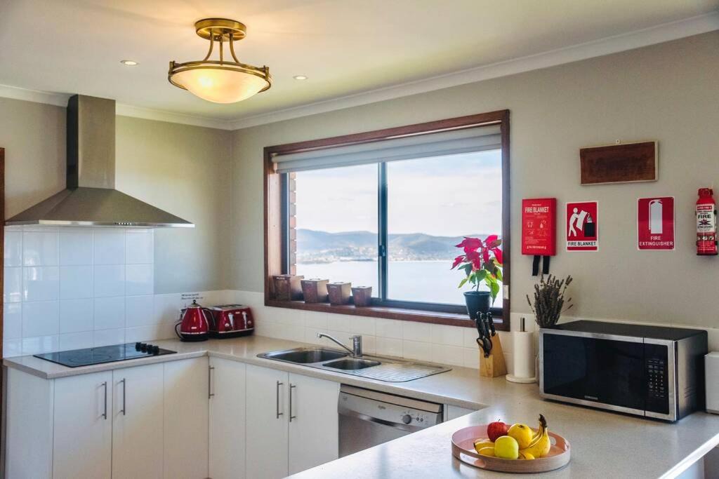 Photo of Kitchen in Sandy Bay