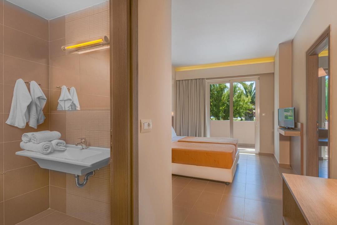 Photo of Bathroom in Marmari