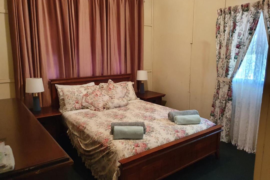 Photo of Bedroom in Mount Morgan
