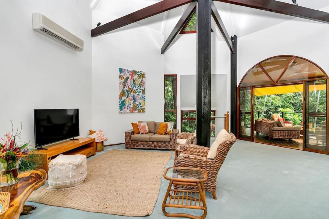 Photo of Livingroom in Earlville
