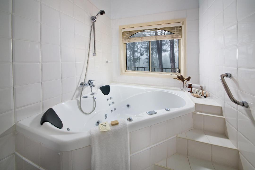 Photo of Bathroom in Wentworth Falls