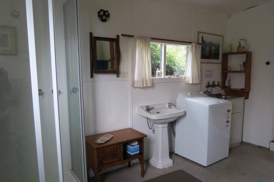 Photo of Others in Binalong Bay