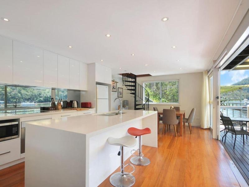 Photo of Livingroom in Berowra Waters