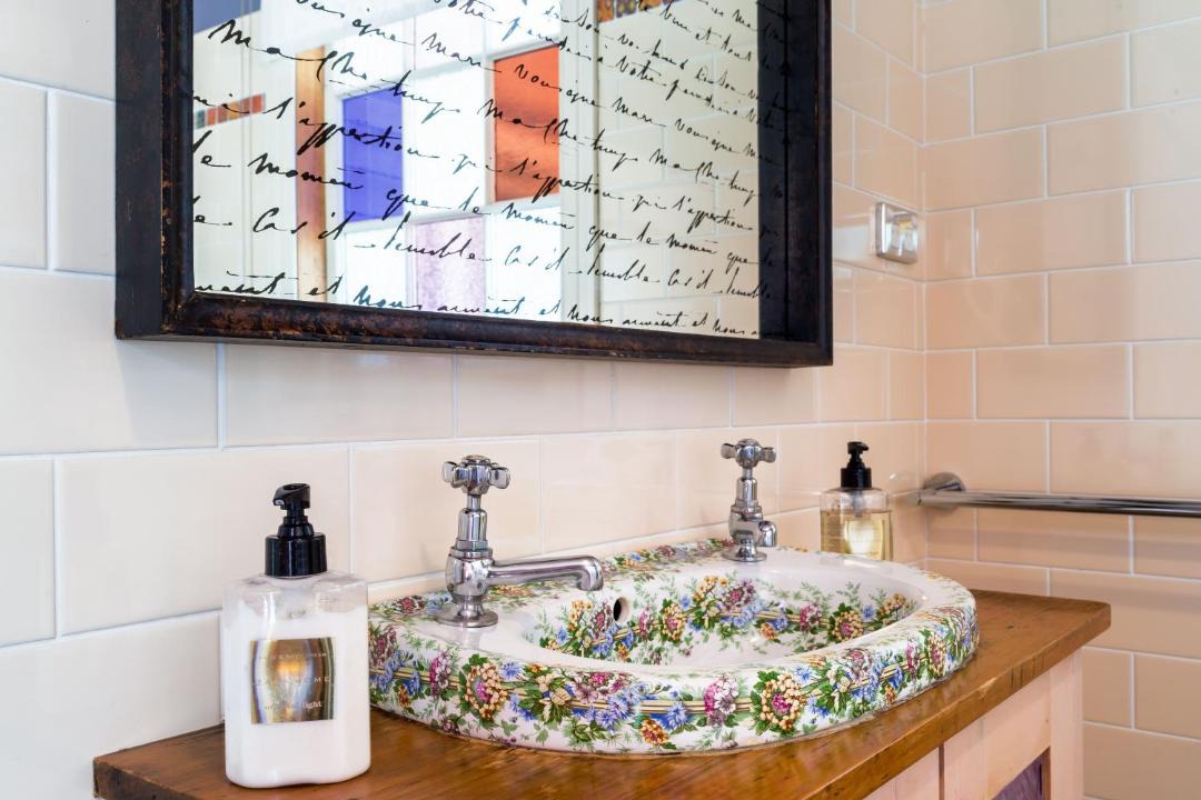 Photo of Bathroom in Katoomba