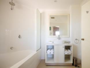 Photo of Bathroom in Cable Beach