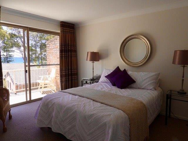 Photo of Bedroom in Denhams Beach