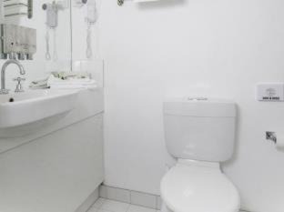 Photo of Bathroom in West Melbourne